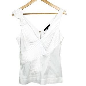 BCBGMaxAzria White Sleeveless Zip Back Bow Shoulder Blouse Size S